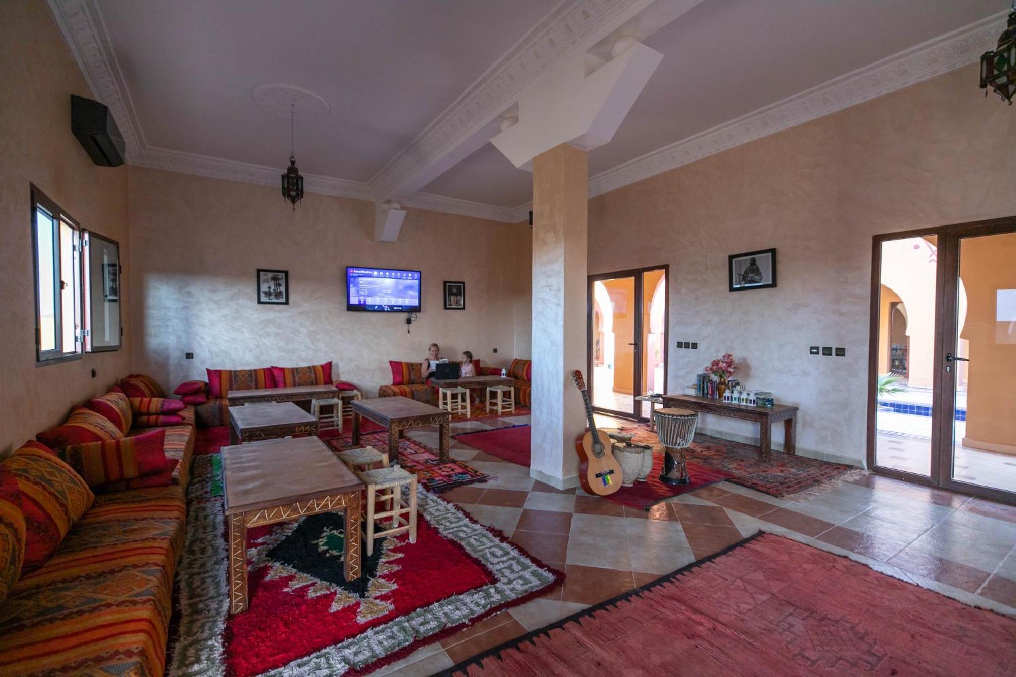 Berber Palace เมอร์ซูกา ภายนอก รูปภาพ