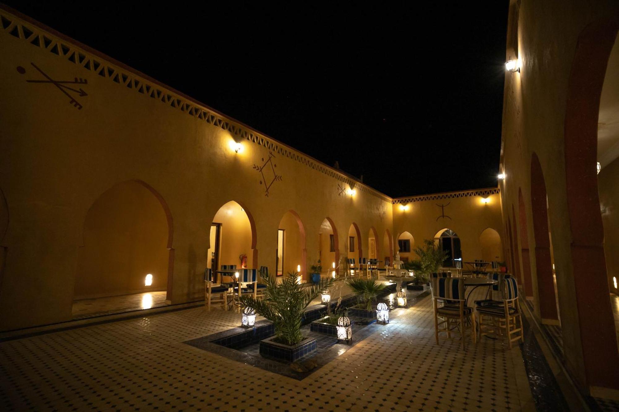 Berber Palace เมอร์ซูกา ภายนอก รูปภาพ