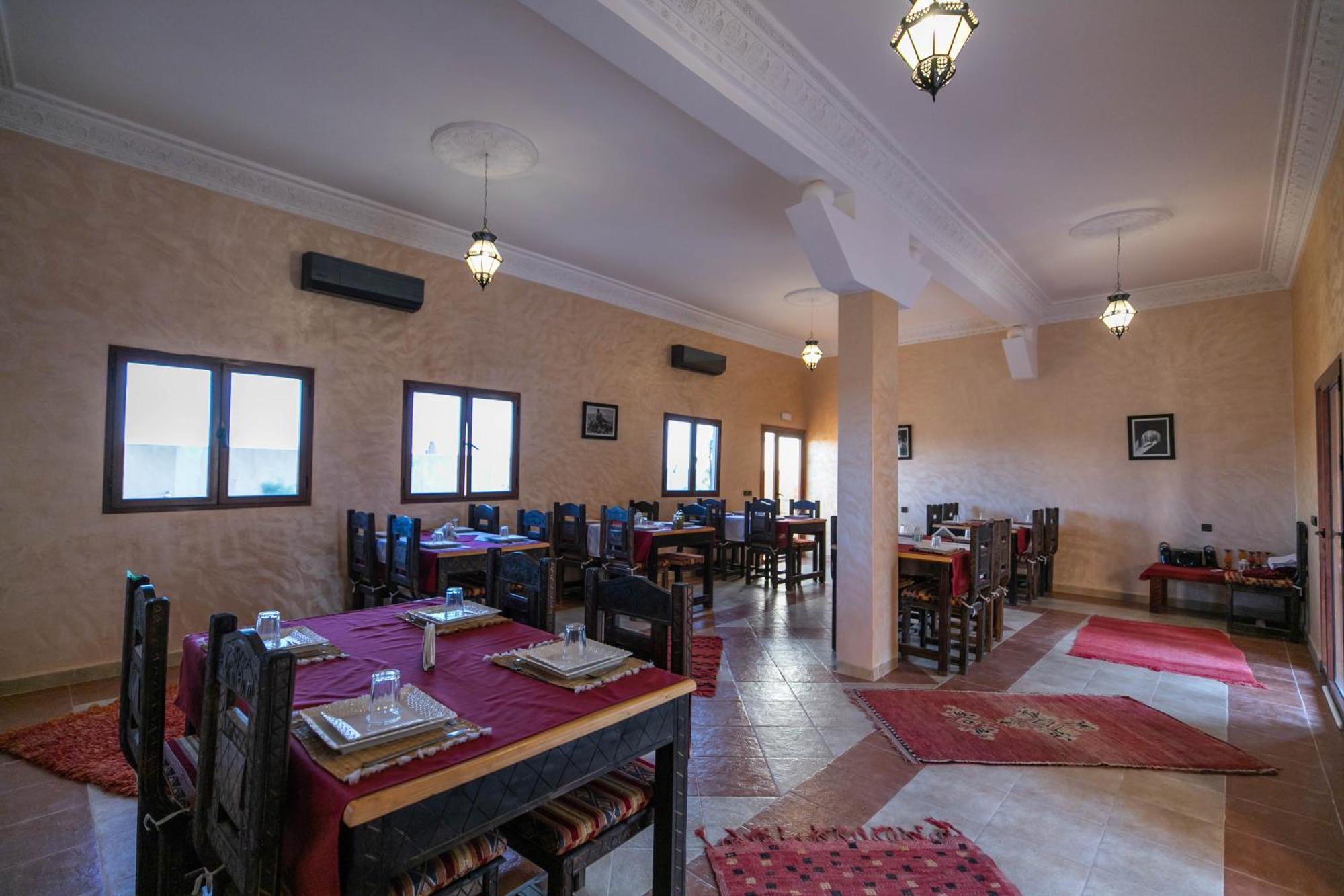 Berber Palace เมอร์ซูกา ภายนอก รูปภาพ