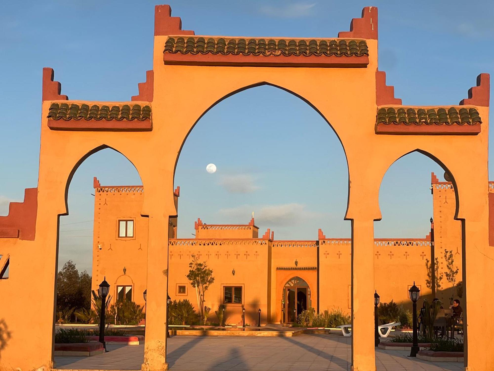 Berber Palace เมอร์ซูกา ภายนอก รูปภาพ